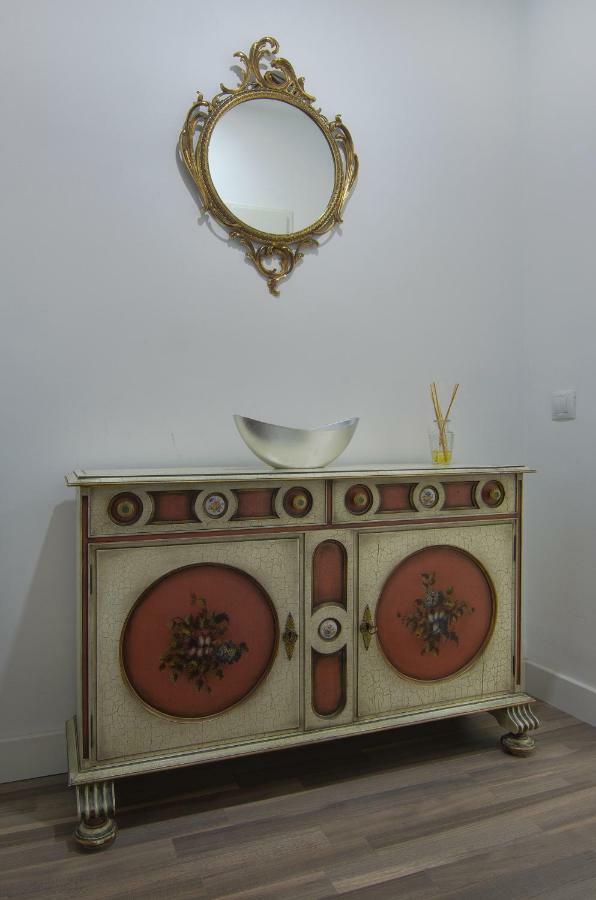 Apartment Ronda Sant Antoni Gerona